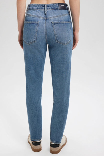 Mavi Cindy Streç Pamuklu Yüksek Bel Dar Paça Mom Fit Jeans Bayan Kot Pantolon 100277-87640 MAVİ