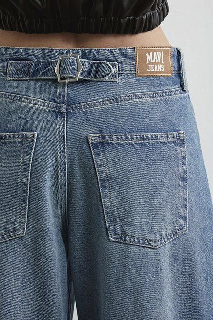 Mavi Lısa Pamuklu Baggy Yüksek Bel Daralan Paça Jeans Bayan Kot Pantolon 1010938-89253 MAVİ