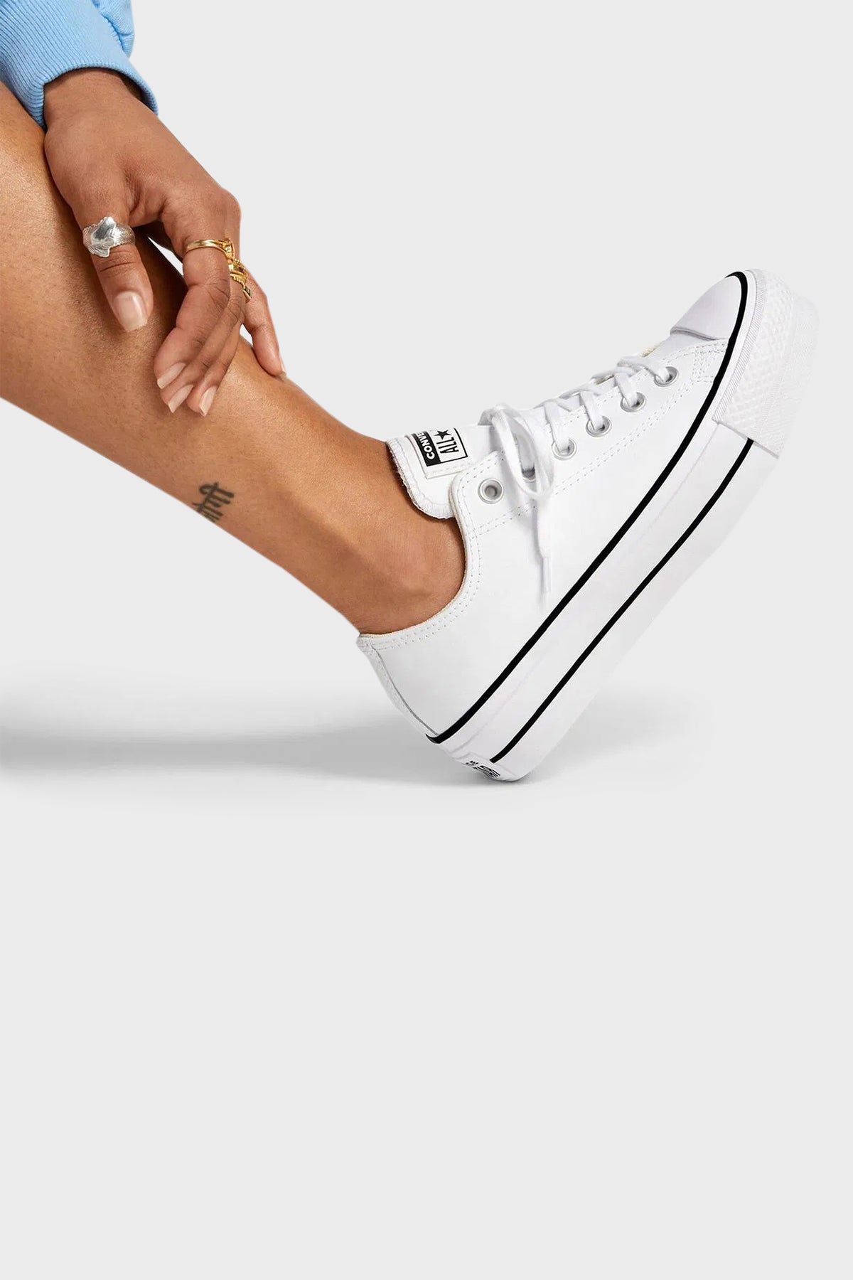 Converse Logolu Hakiki Deri Platform Taban Sneaker Bayan Ayakkabı 561680C 102 BEYAZ