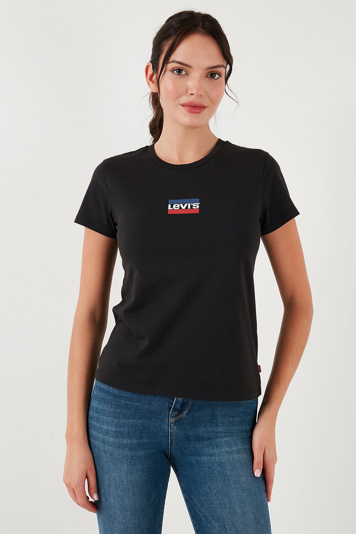 Levi's %100 Pamuklu Regular Fit Bisiklet Yaka Logolu Bayan T Shirt A2086-0258 SİYAH