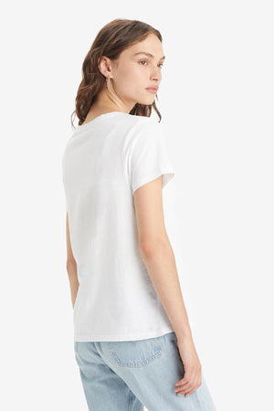 Levi's Pamuklu Regular Fit V Yaka Logolu Bayan T Shirt A3170-0024 BEYAZ