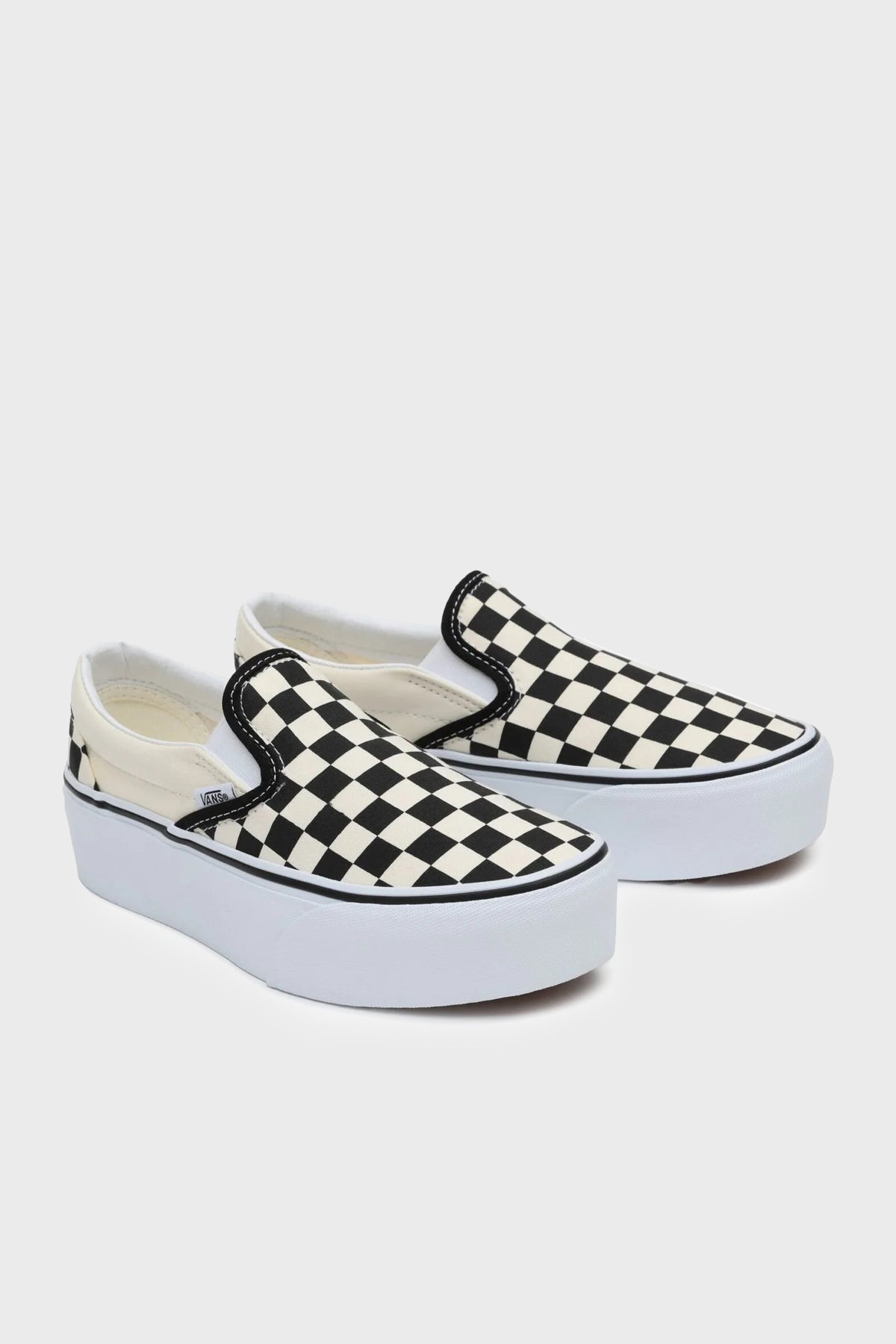 Vans UA Classic Slip-On Stackform Sneaker Bayan Ayakkabı VN0A7Q5RTYQ1 SİYAH-BEYAZ