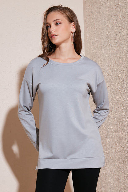 Lela Streç Oversize Fit Bisiklet Yaka OYSHO Kumaş Bayan Sweat 5865877 GRİ