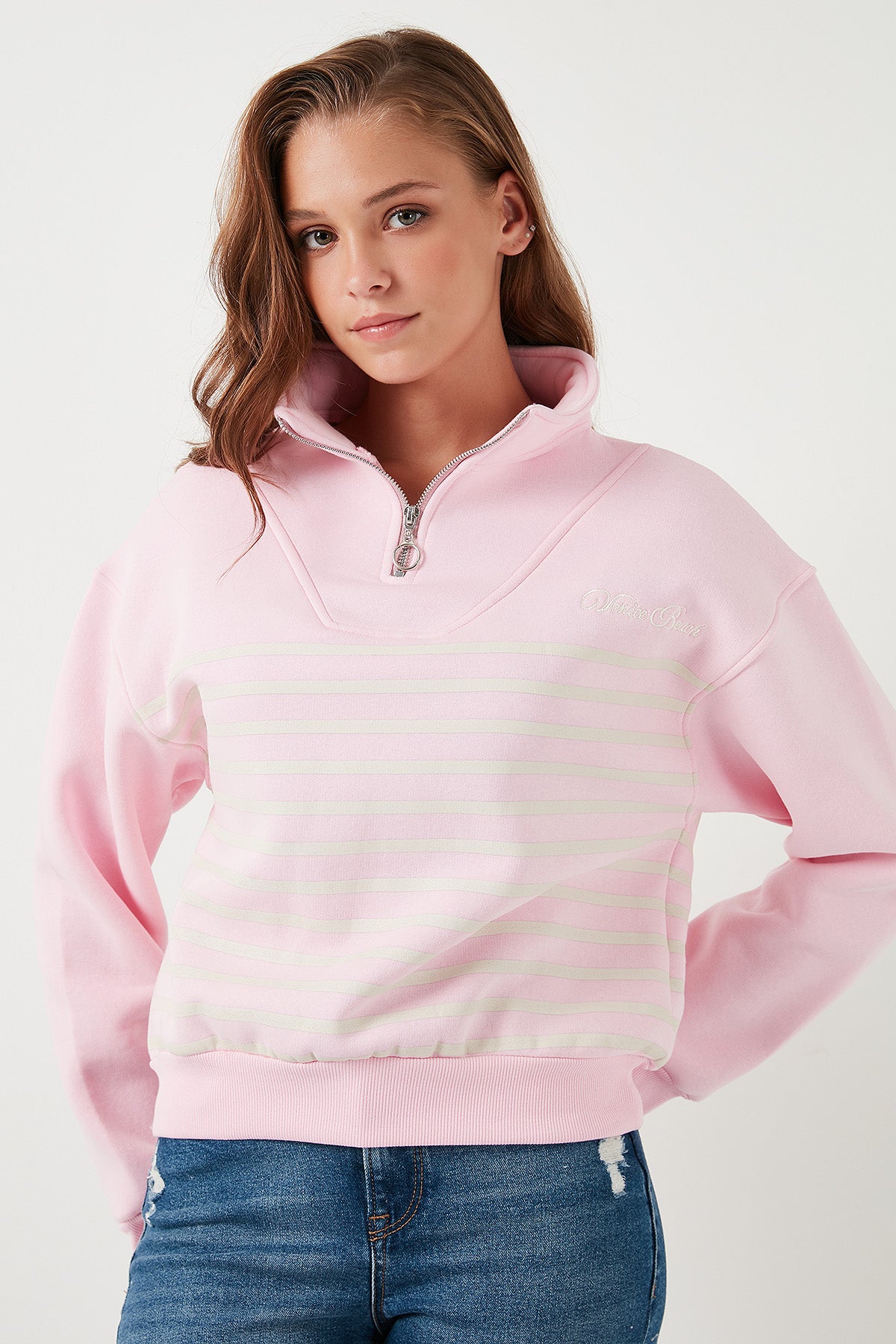 Lela Streç Oversize Fit Yarım Fermuarlı Dik Yaka Bayan Sweat 5865883 Şeker Pembe