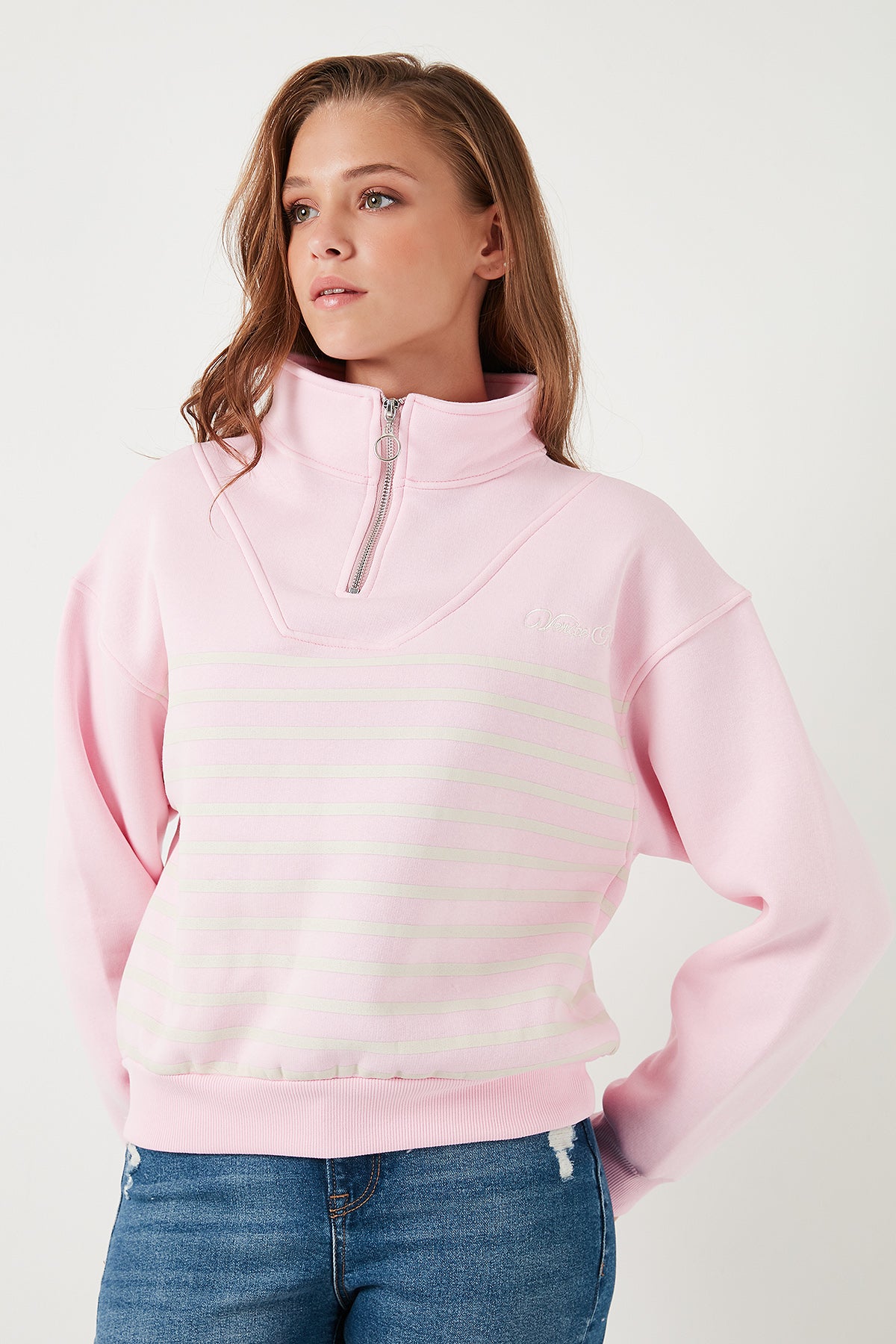 Lela Streç Oversize Fit Yarım Fermuarlı Dik Yaka Bayan Sweat 5865883 Şeker Pembe