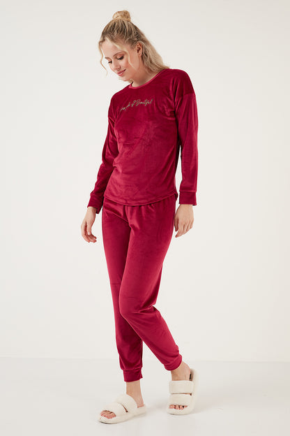 Lela Regular Fit Yumuşak Dokulu Kadife Bayan Pijama Takımı 6094200W4 BORDO