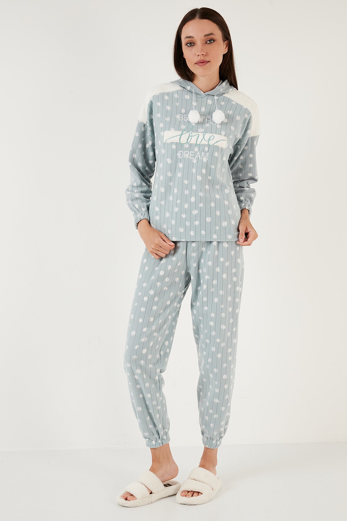 Lela Desenli Regular Fit Kapüşonlu Polar Bayan Pijama Takımı 6571001 MİNT