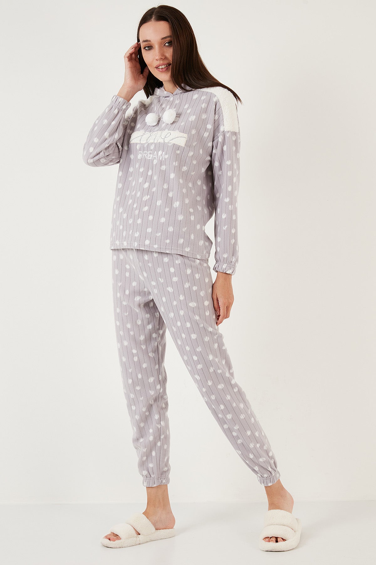 Lela Desenli Regular Fit Kapüşonlu Polar Bayan Pijama Takımı 6571001 GRİ