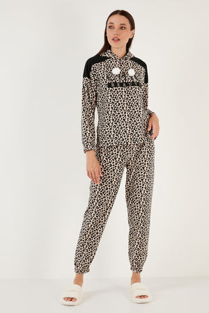 Lela Leopar Desenli Kapüşonlu Regular Fit Polar Bayan Pijama Takımı 6571003 LEOPAR