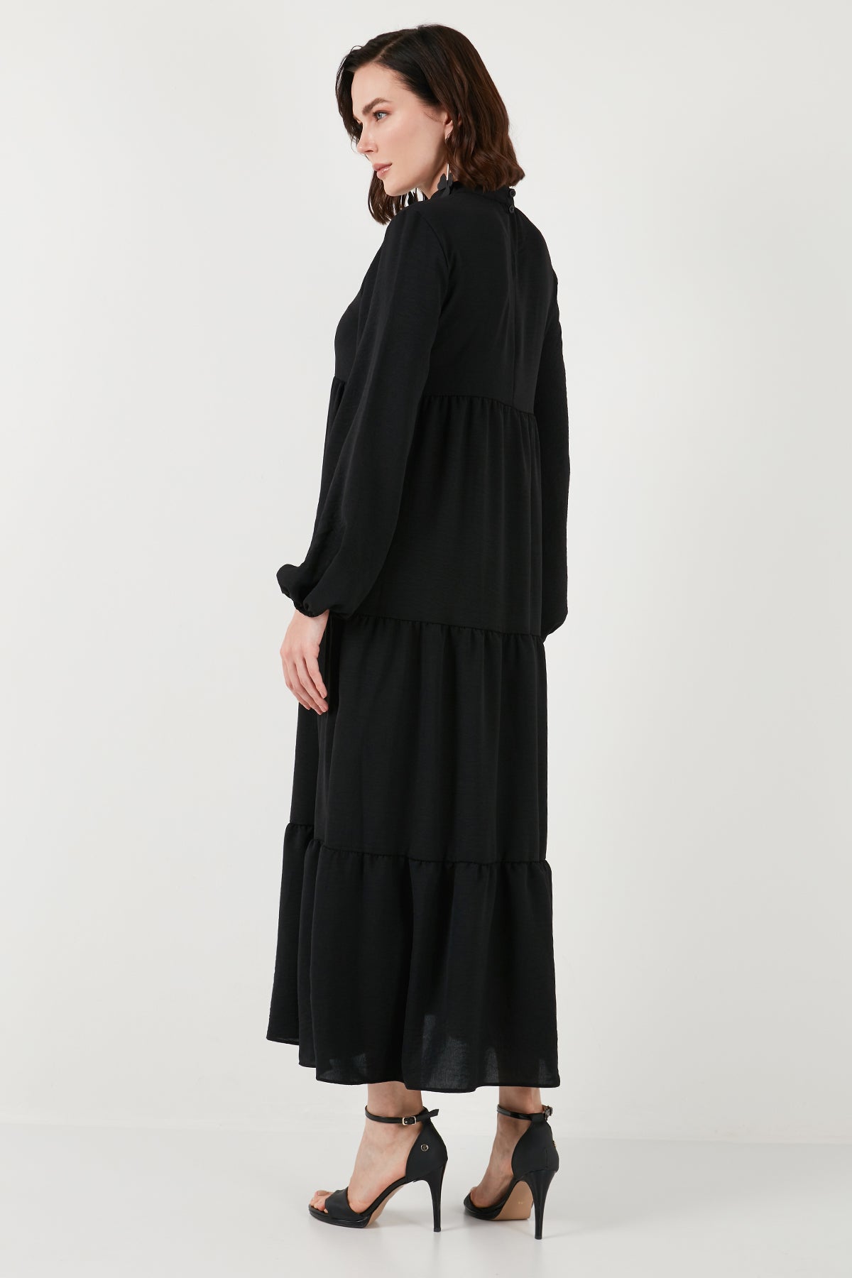 Lela Modest Regular Fit Dik Yaka Uzun Bayan Elbise 611EL545 SİYAH