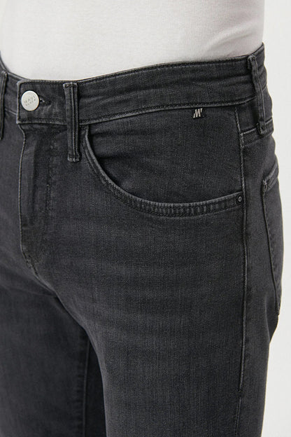 Mavi Marcus Normal Bel Daralan Paça Slim Straight Jeans Erkek Kot Pantolon 0035185830 SİYAH