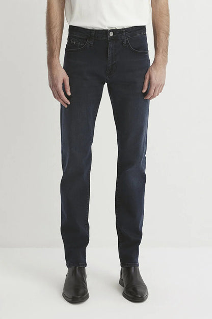 Mavi Marcus Slim Straight Daralan Paça Jeans Erkek Kot Pantolon 0035186547 KOYU LACIVERT