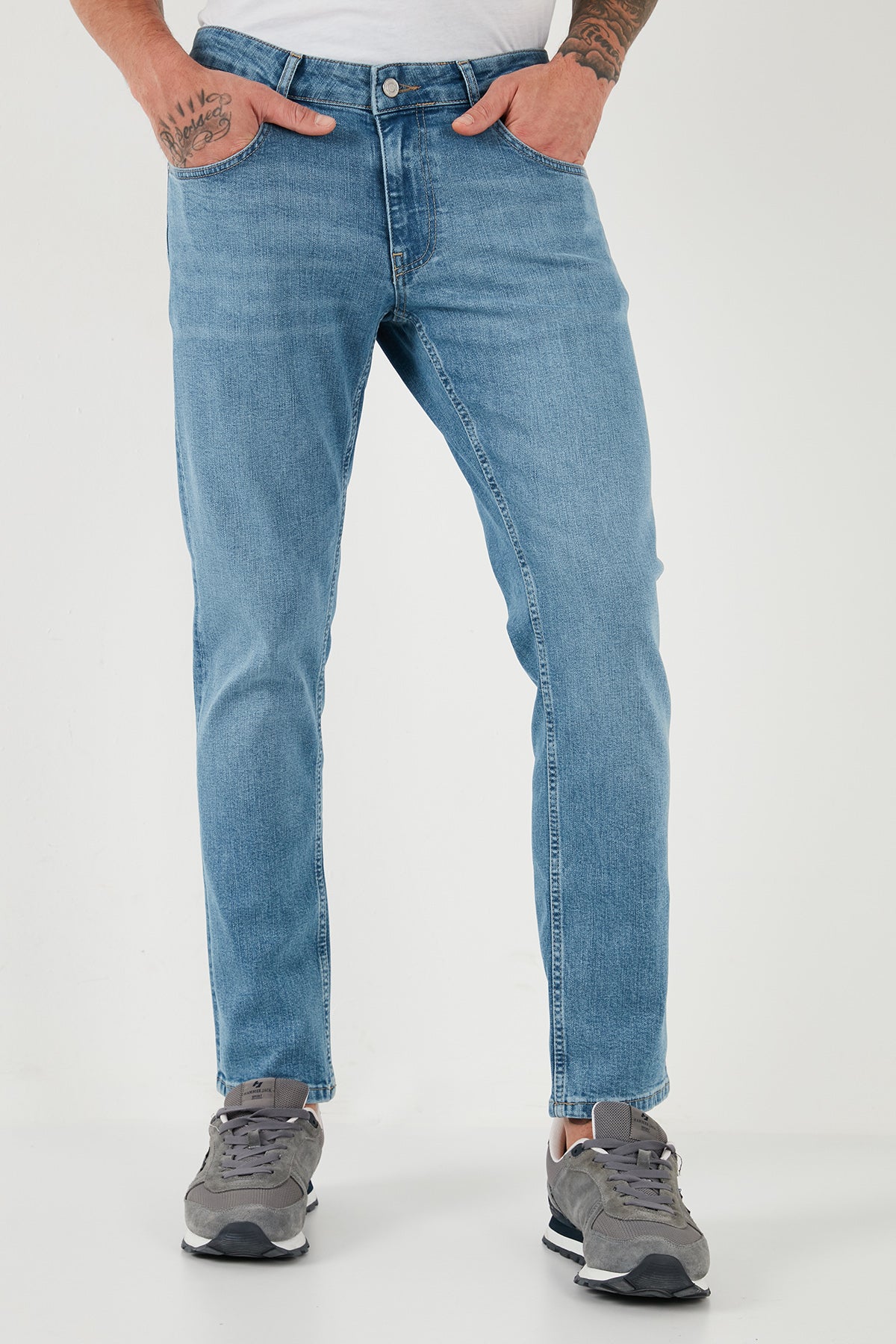 Buratti Pamuklu Regular Fit Normal Bel Boru Paça Jeans Erkek Kot Pantolon 2212S181PARMA MAVİ