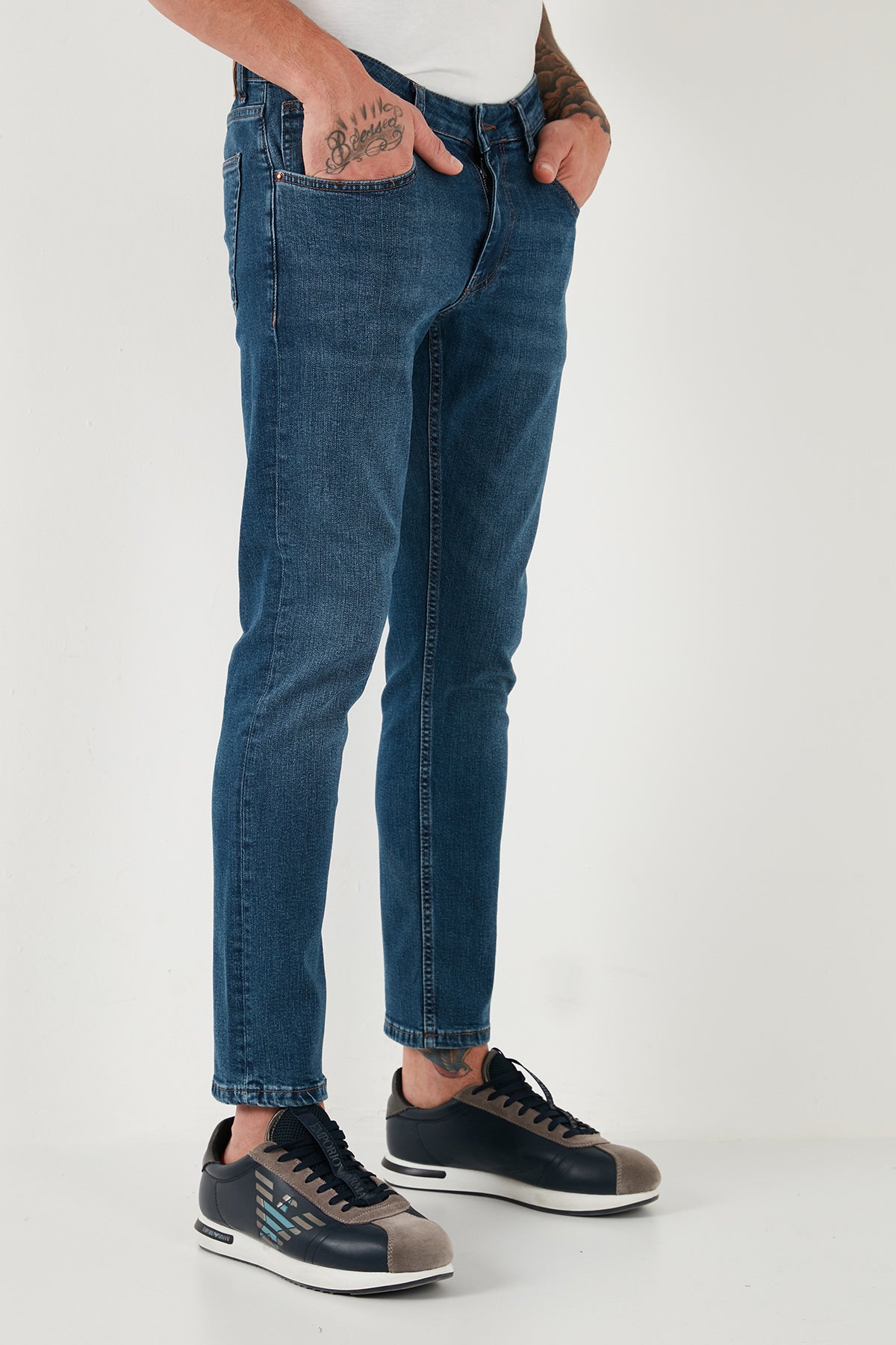 Buratti Pamuklu Regular Fit Normal Bel Boru Paça Jeans Erkek Kot Pantolon 2212S18PARMA LACİVERT