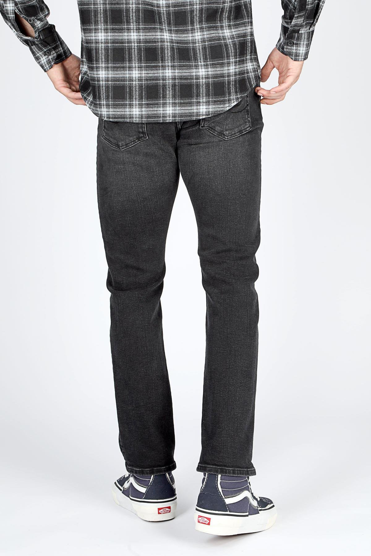 Lee Cooper Harry Pamuklu Straight Fit Normal Bel Düz Paça Jeans Erkek Kot Pantolon 251 LCM 121007 DN2091 SİYAH