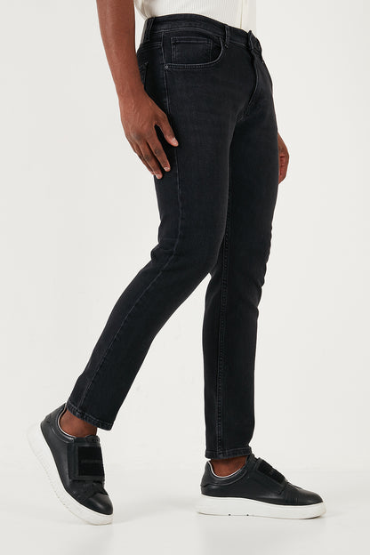 Buratti Streç Pamuklu Slim Fit Normal Bel Boru Paça Jeans Erkek Kot Pantolon 3300S06TOKYO SİYAH