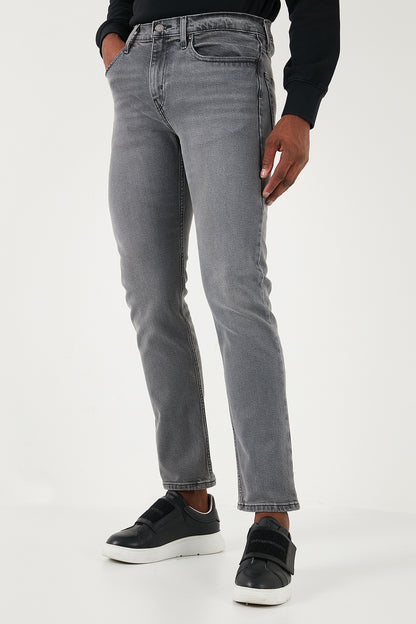 Levi's LSE 502 Pamuklu Regular Fit Normal Bel Düz Paça Jeans Erkek Kot Pantolon A2088-0025 GRİ