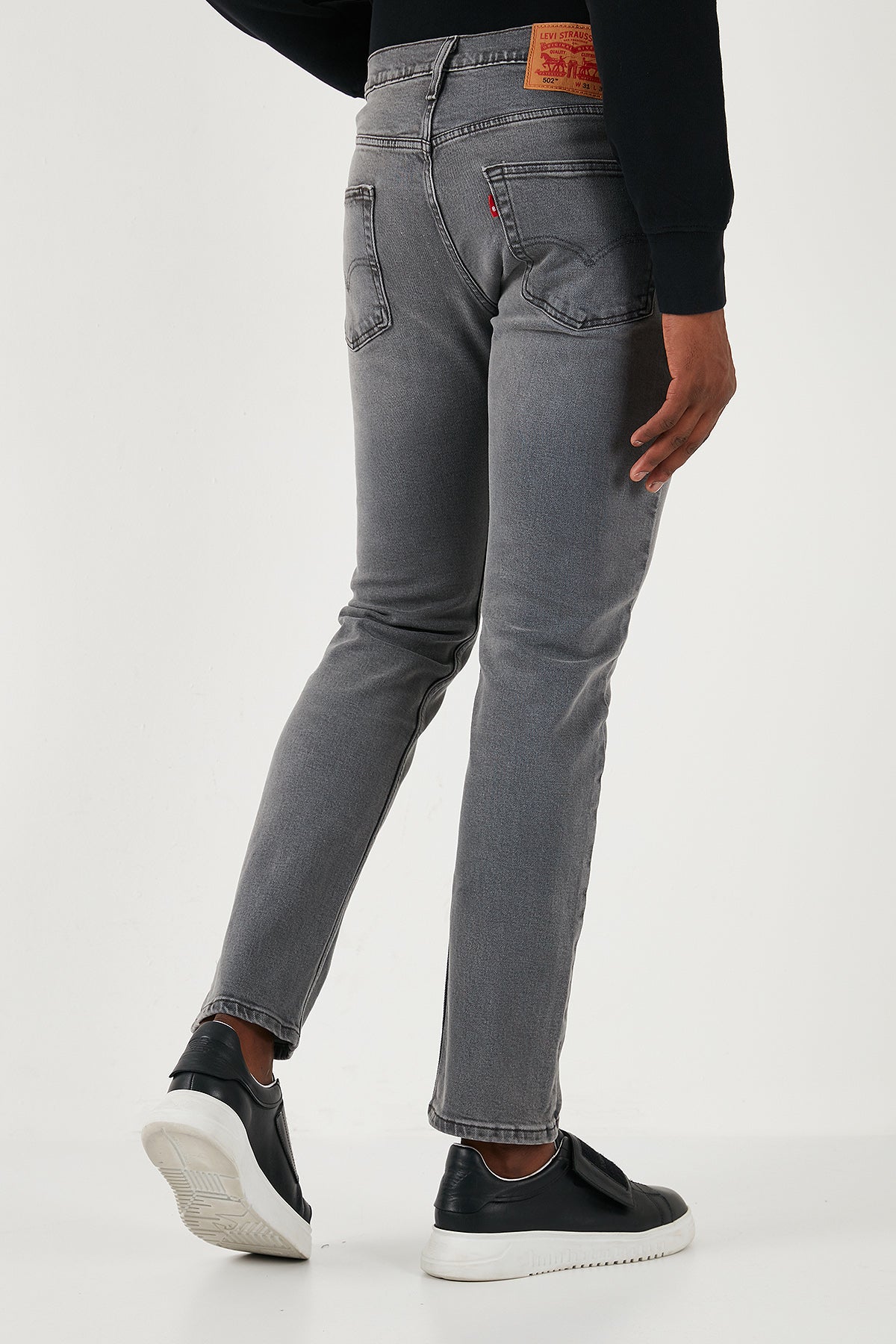 Levi's LSE 502 Pamuklu Regular Fit Normal Bel Düz Paça Jeans Erkek Kot Pantolon A2088-0025 GRİ