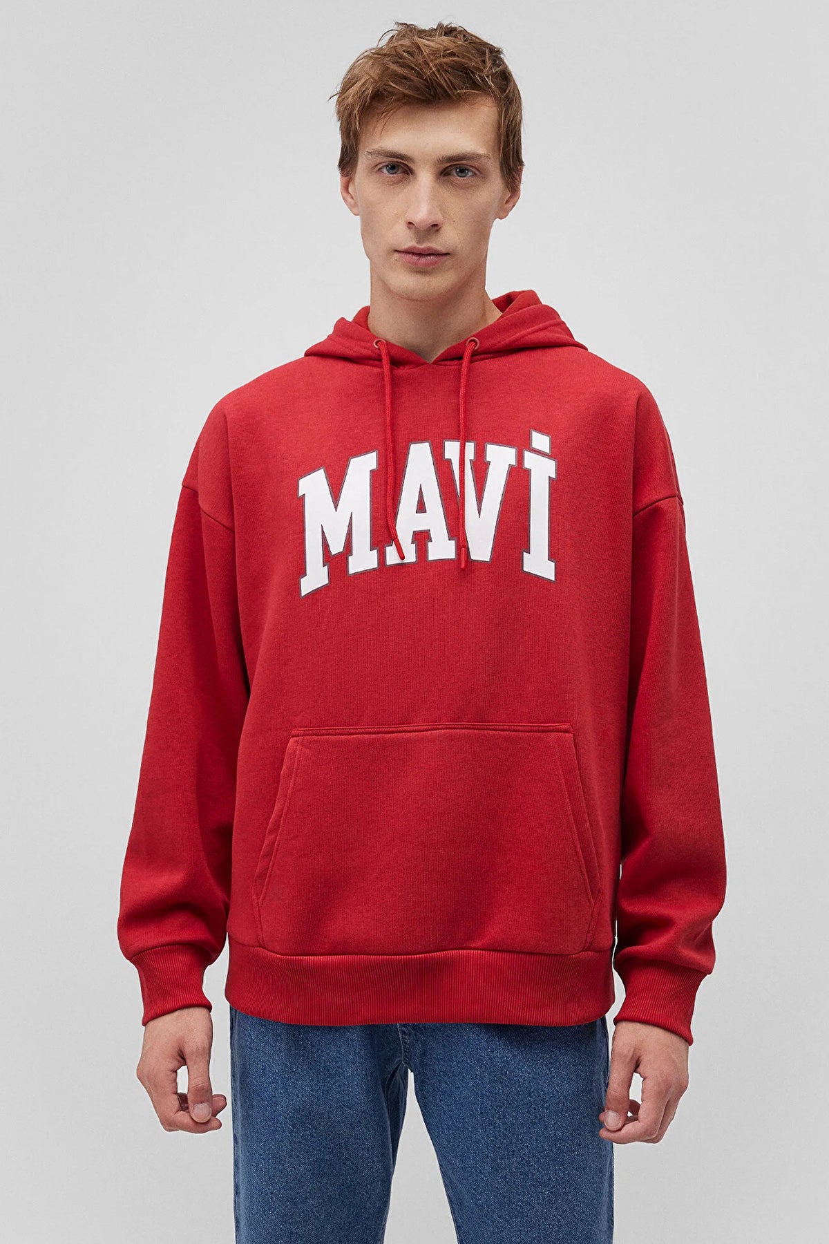 Mavi Logo Baskılı Şardonlu Oversize Fit Kapüşonlu Erkek Sweat 067149-86417 KIRMIZI