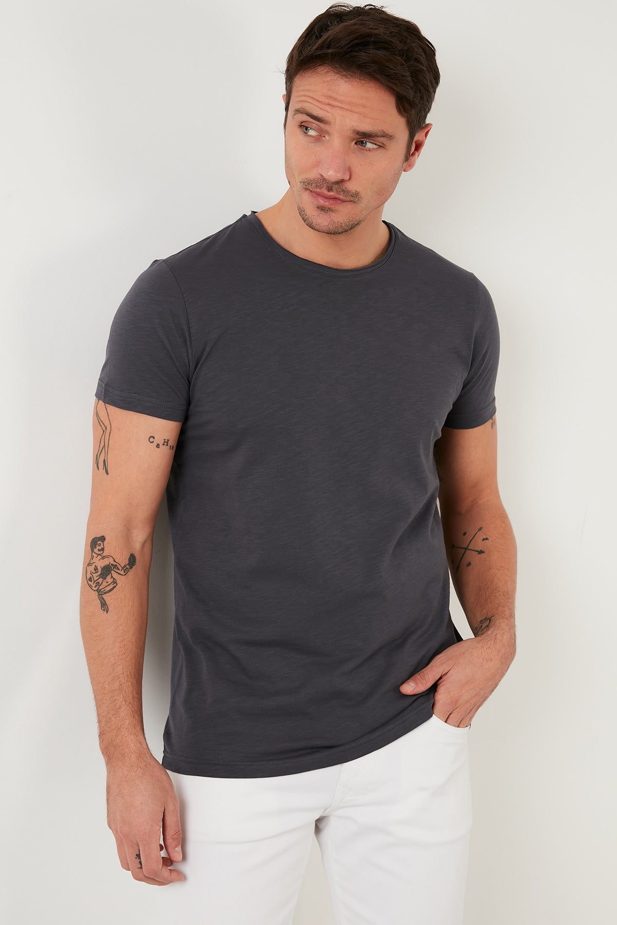 Buratti Bisiklet Yaka % 100 Pamuk Regular Fit Basic Erkek T Shirt 59020001 ANTRASİT