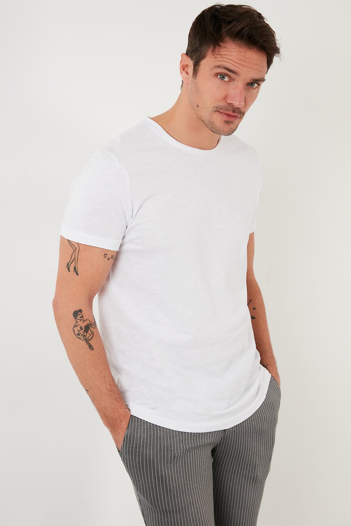 Buratti Bisiklet Yaka % 100 Pamuk Regular Fit Basic Erkek T Shirt 59020001 BEYAZ