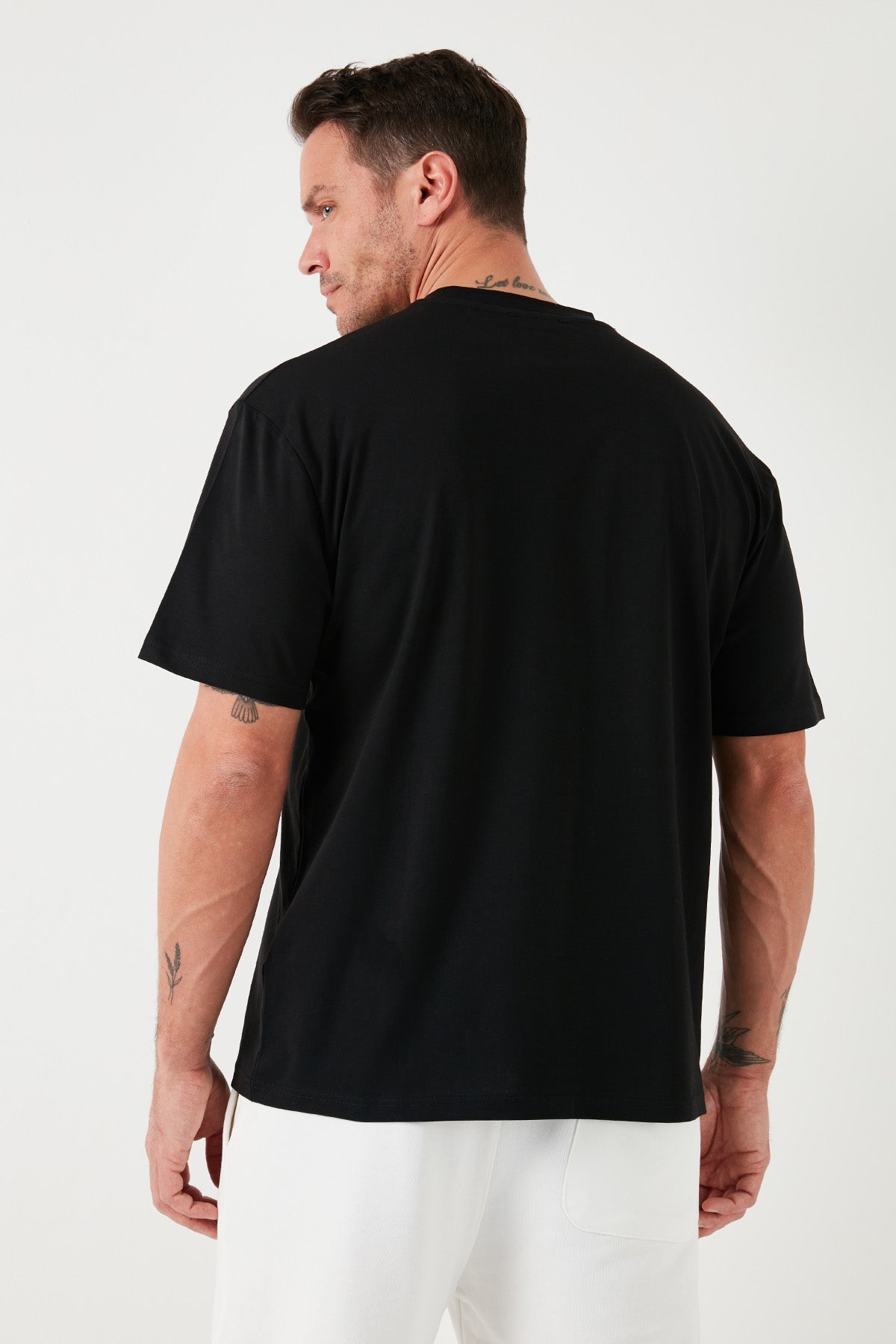 Buratti Pamuklu Regular Fit Bisiklet Yaka Erkek T Shirt 5902903 SİYAH