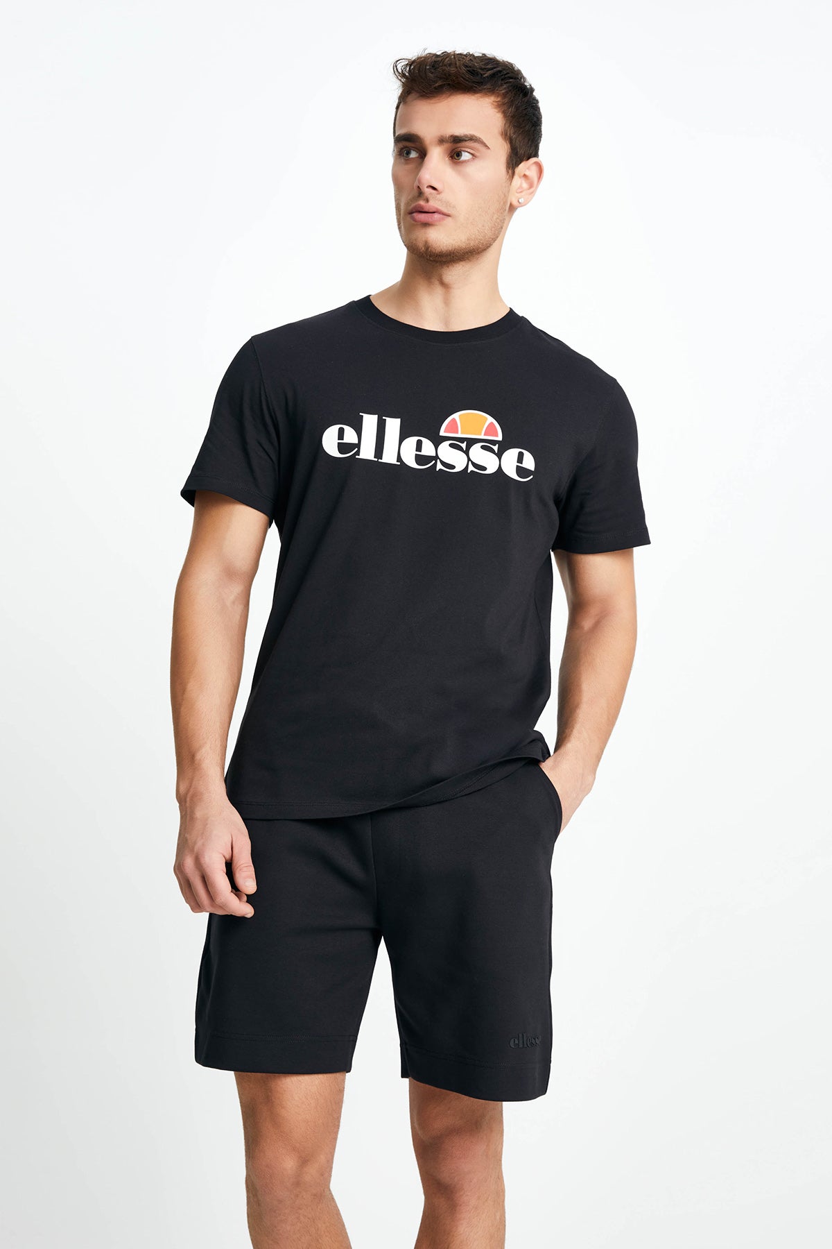 Ellesse Logolu Bisiklet Yaka % 100 Pamuk Erkek T Shirt CM012-1-BK SİYAH