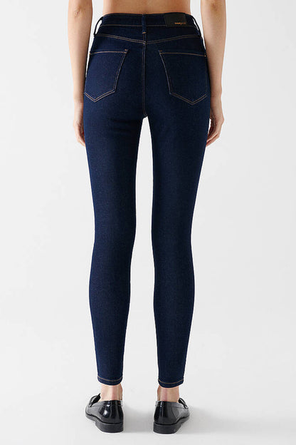 Mavi Serenay Pamuklu Skinny Fit Yüksek Bel Dar Paça Jeans Bayan Kot Pantolon 100980-82996 KOYU MAVİ