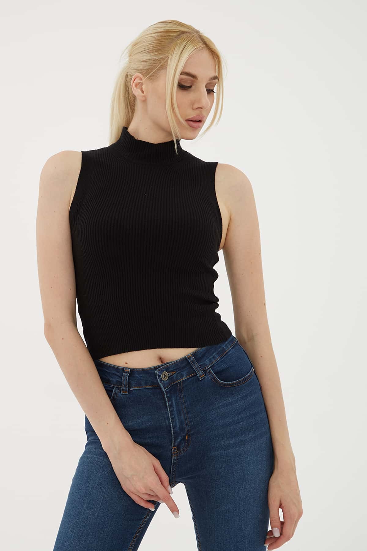 Fashion Friends Yarım Balıkçı Yaka Crop Bayan Bluz 23K0064K1 SİYAH