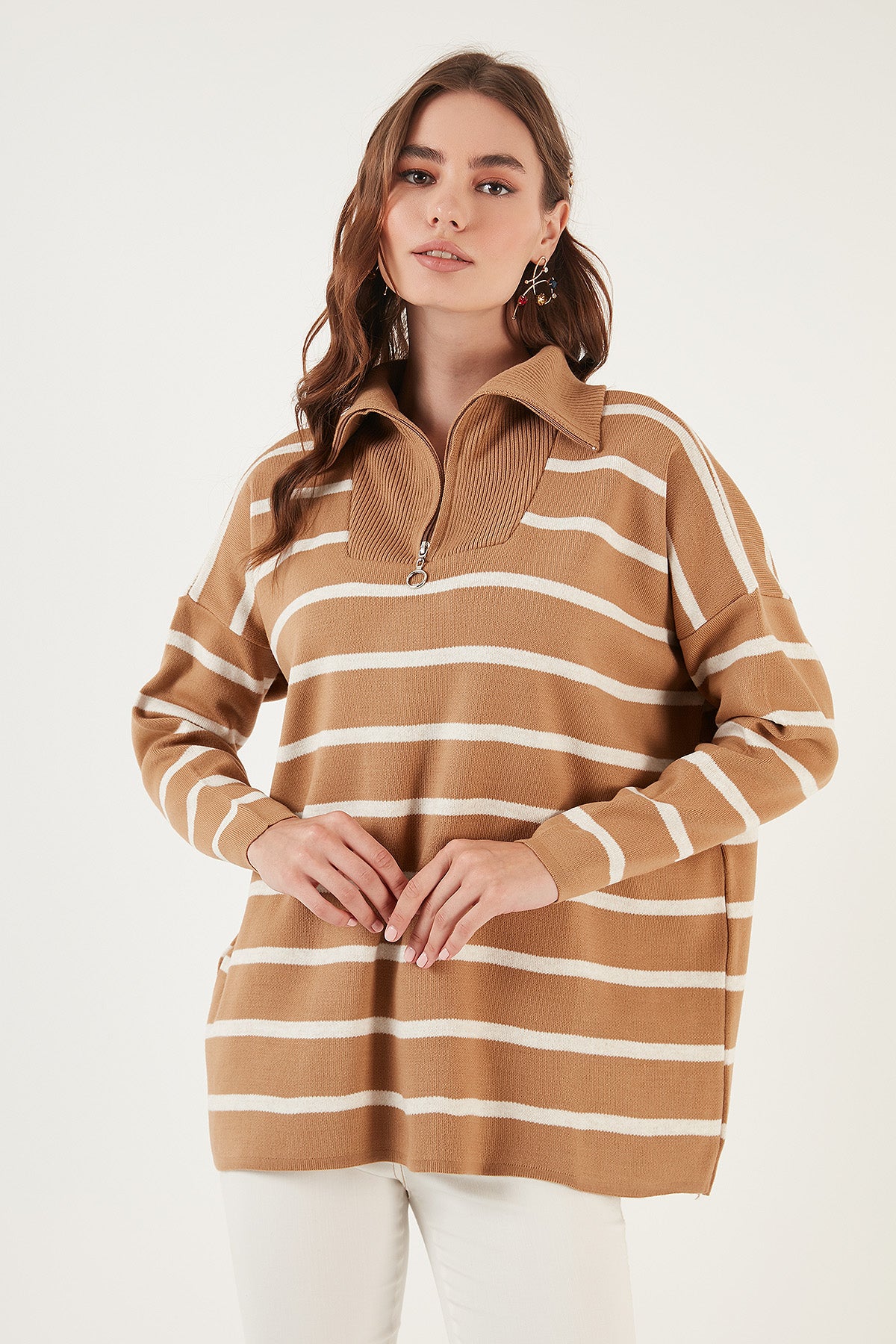 Lela Çizgili Yarım Fermuarlı Oversize Triko Bayan Kazak 4616080 Camel-Açık Taş