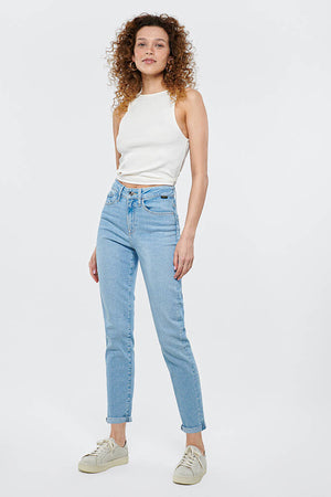 Mavi Cindy Yüksek Bel Dar Paça Mom Jeans Bayan Kot Pantolon 100277-84410 AÇIK MAVİ