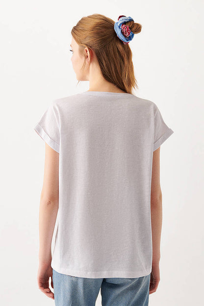 Mavi Pamuklu V Yaka Oversize Basic Bayan T Shirt 1600961-620 BEYAZ