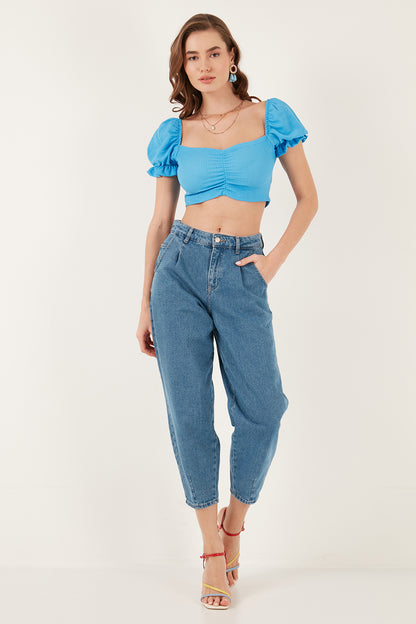 Lela Slim Fit Büzgü Detaylı Kalp Yaka Crop Bayan Bluz 5865601 MAVİ