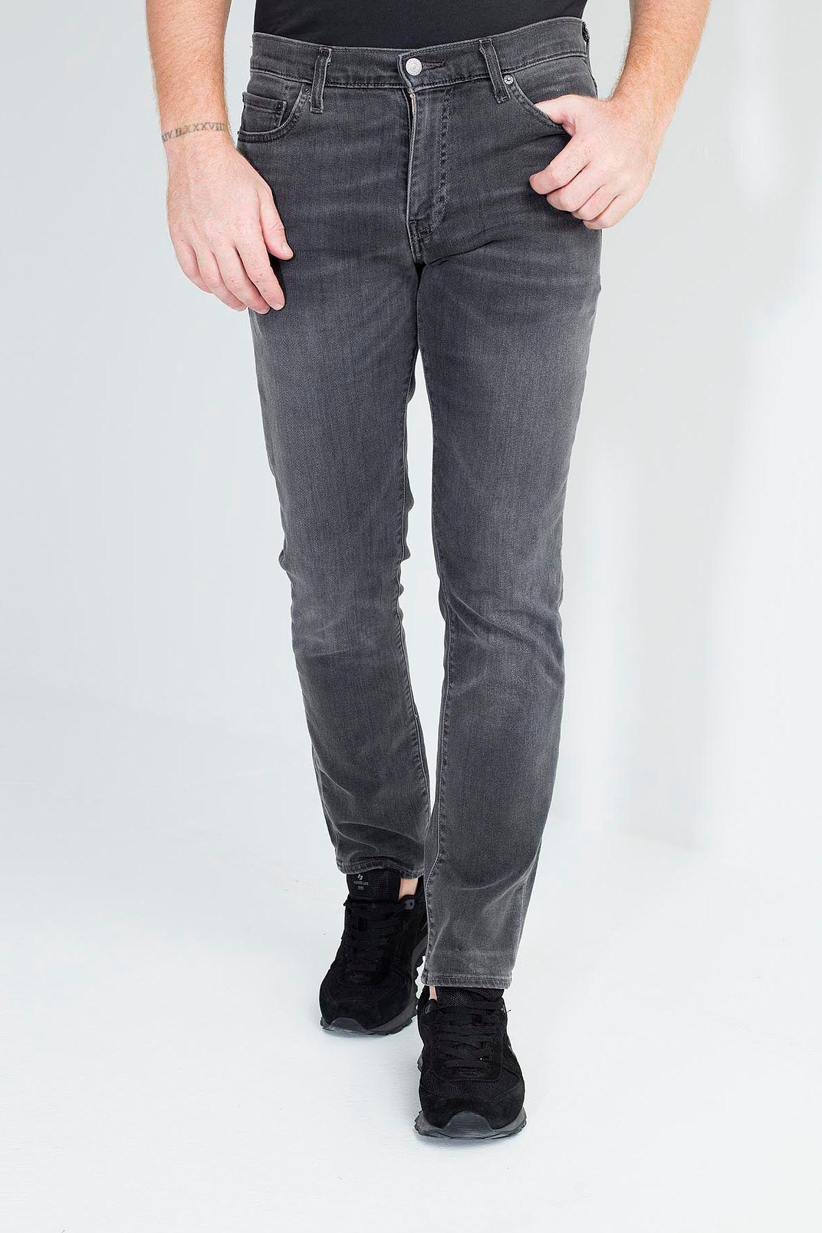 Levi&#39;s Slim Fit Dar Paça Pamuklu 511 Jeans Erkek Kot Pantolon 04511-2091 GRİ