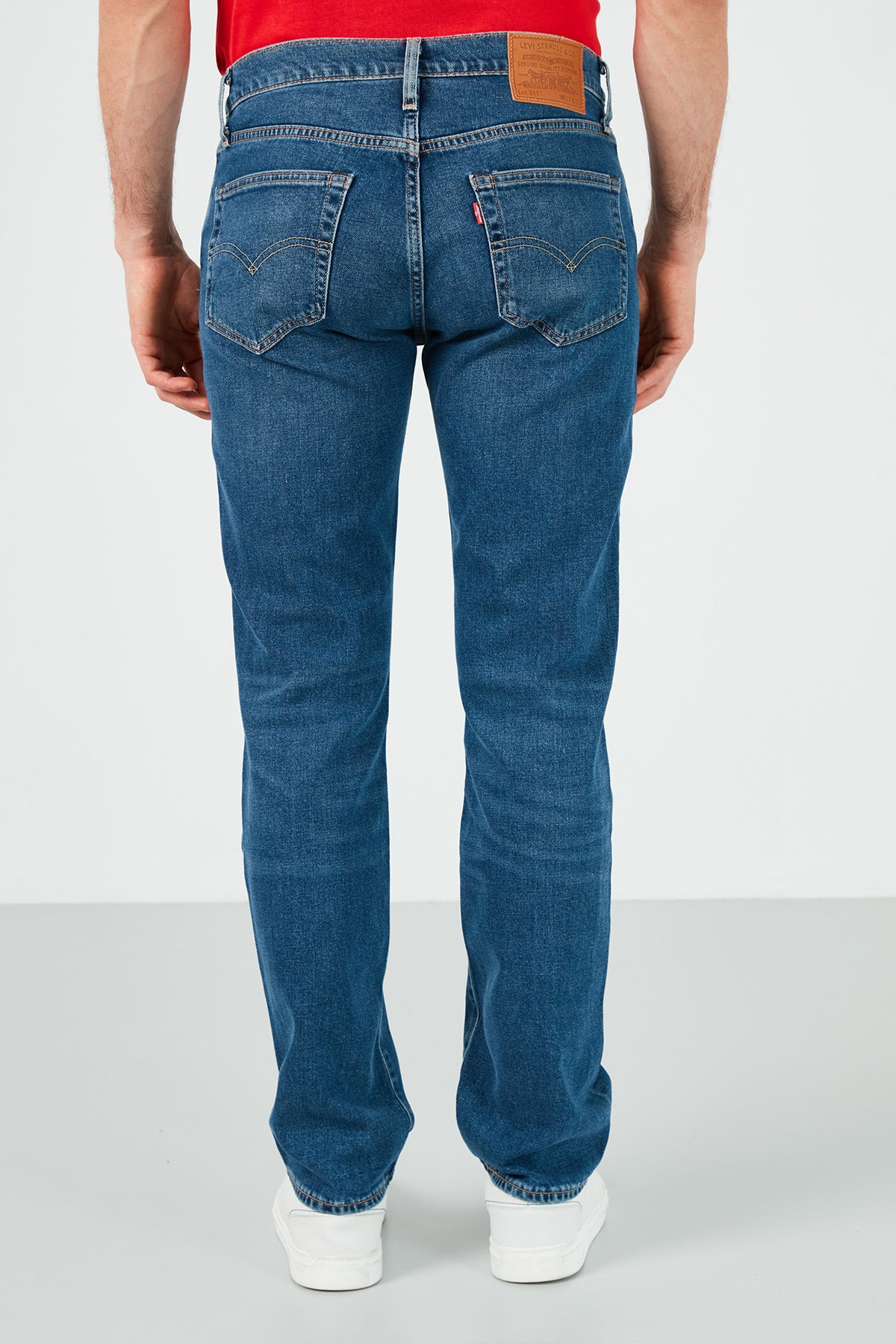 Levi&#39;s Slim Fit Pamuklu 511 Jeans Erkek Kot Pantolon 04511-4886 MAVİ