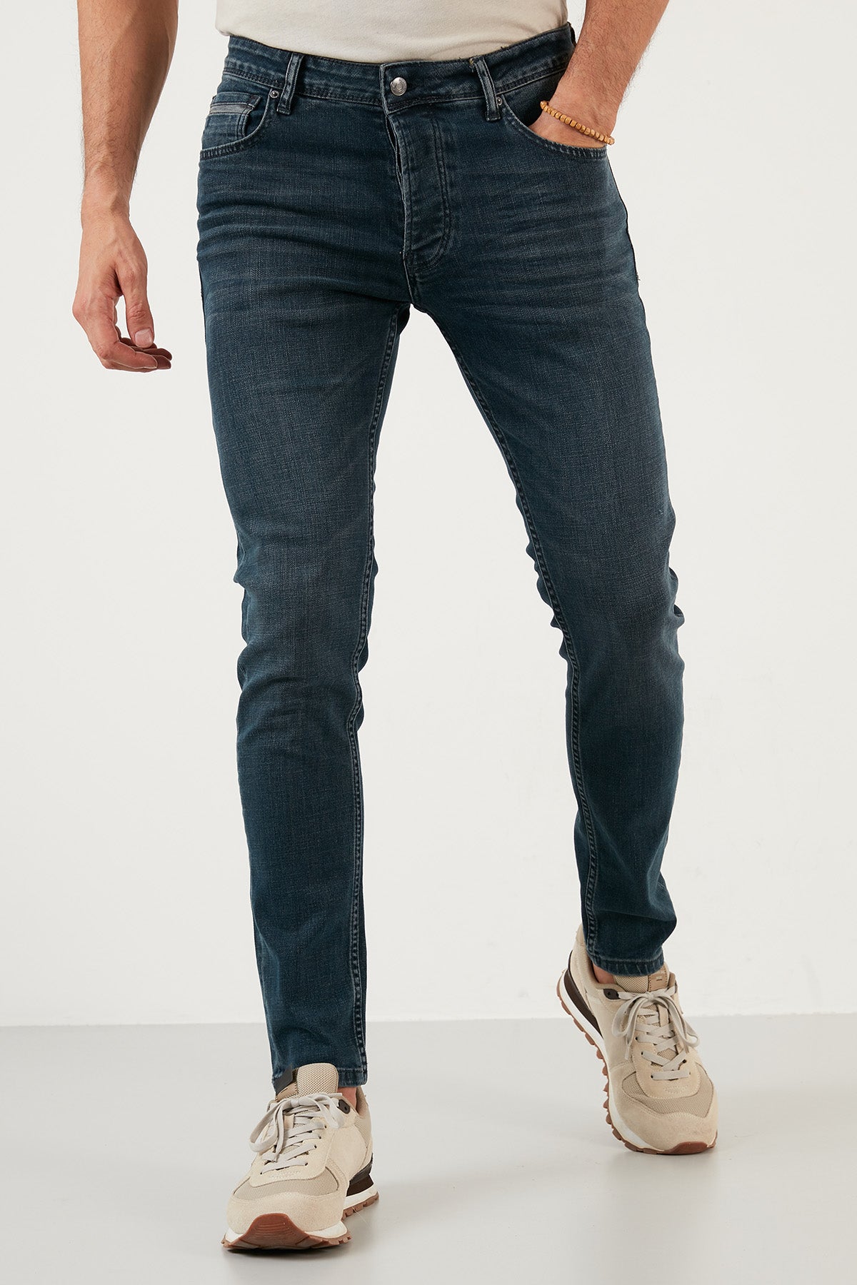 Buratti Pamuklu Normal Bel Slim Fit Dar Paça Jeans Erkek Kot Pantolon 1000F09NAPOLI MAVİ