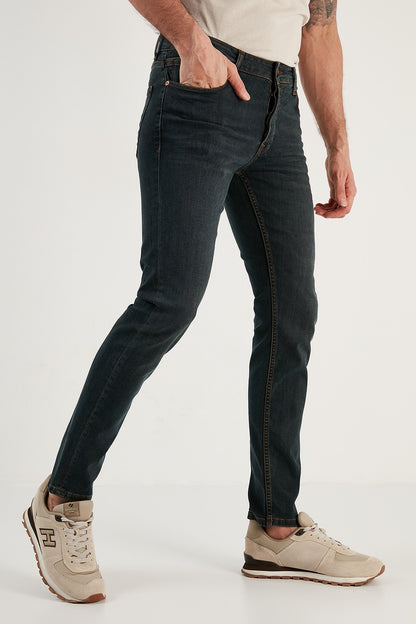 Buratti Pamuklu Normal Bel Slim Fit Dar Paça Jeans Erkek Kot Pantolon 1117H49NAPOLI LACİVERT