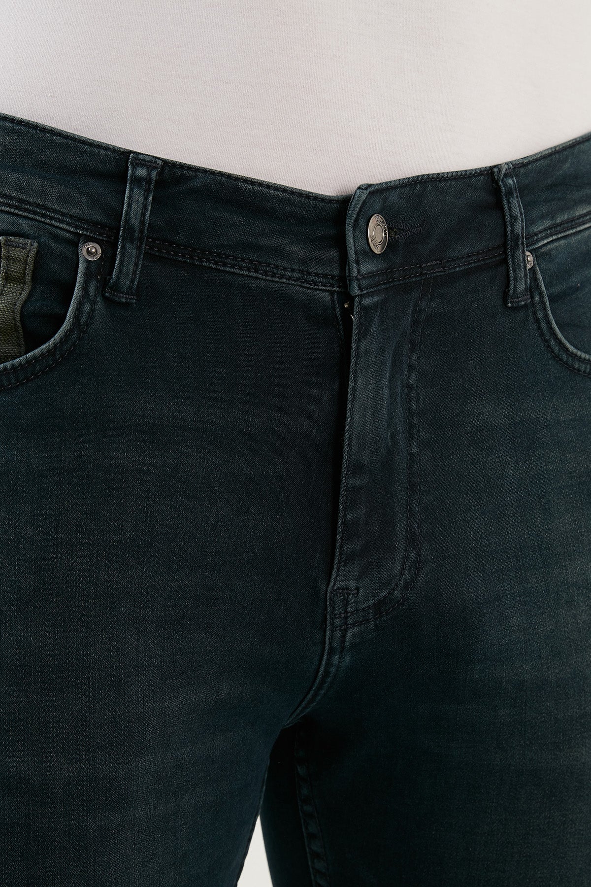 Buratti Pamuklu Yüksek Bel Slim Fit Dar Paça Jeans Erkek Kot Pantolon 3005H135TOKYO LACİVERT