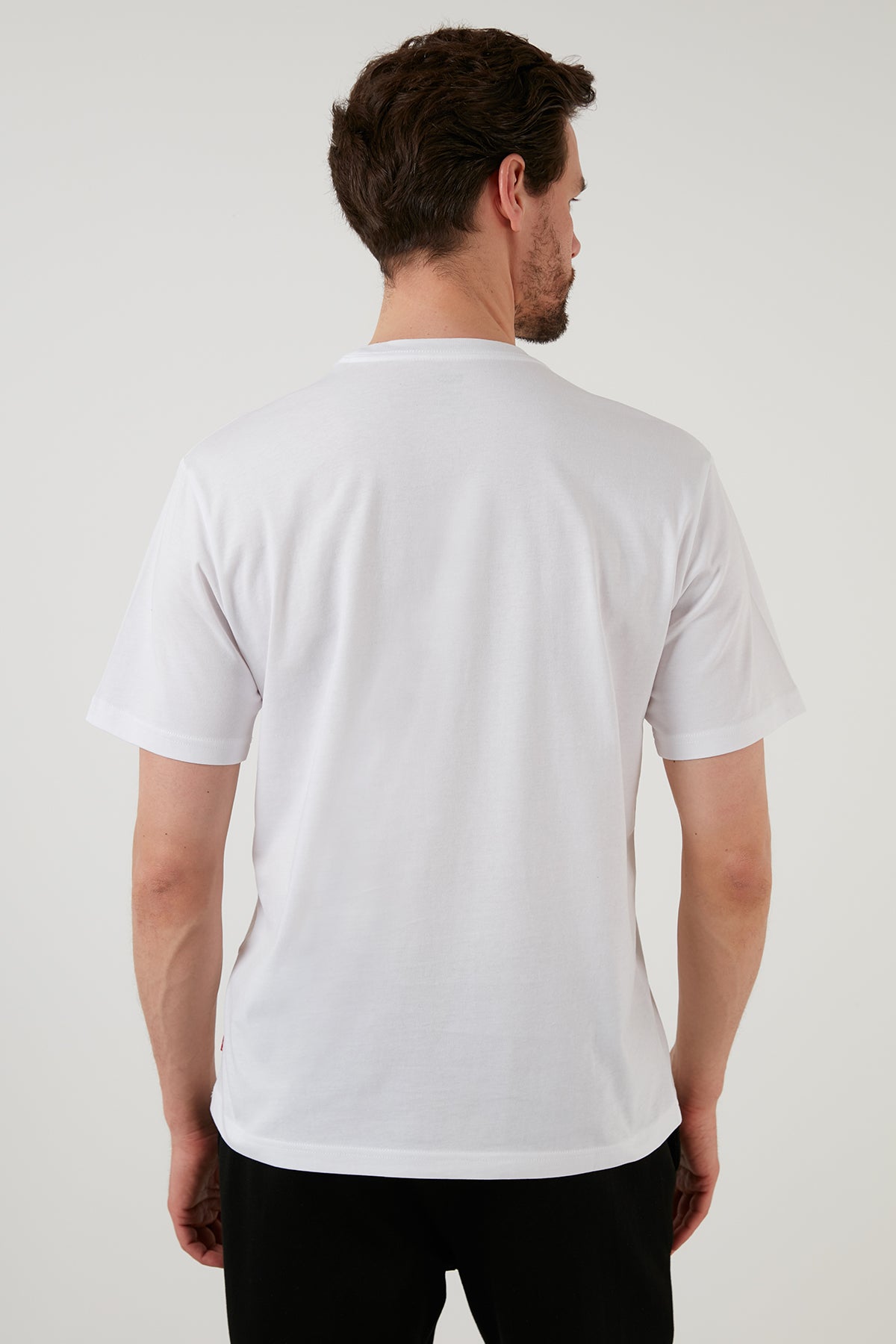 Levi's Baskılı Relaxed Fit Bisiklet Yaka % 100 Pamuk Erkek T Shirt A2082-0029 BEYAZ