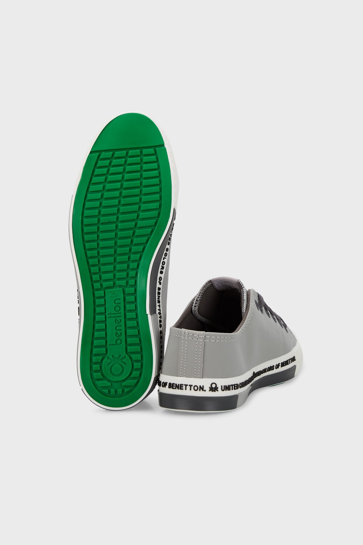 United Colors Of Benetton Logolu Erkek Ayakkabı BN30748 FÜME