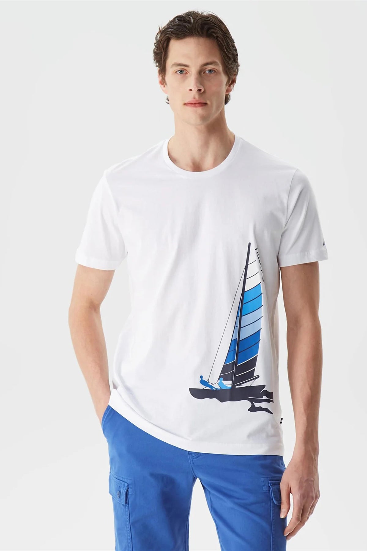 Nautica % 100 Pamuk Tasarım Baskılı Bisiklet Yaka Standart Fit Erkek T Shirt V35529T 1BW BEYAZ