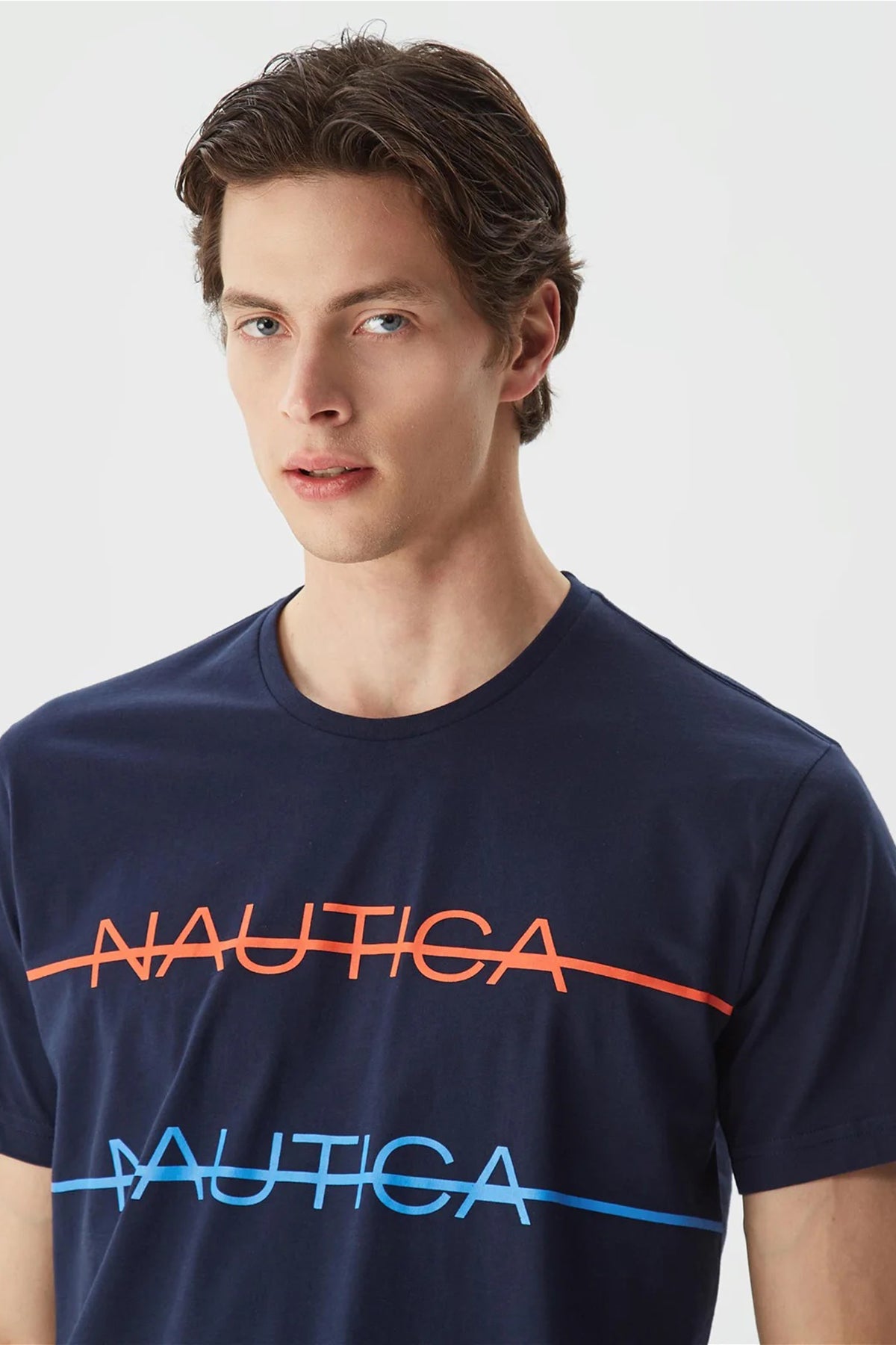 Nautica % 100 Pamuk Marka Baskılı Bisiklet Yaka Standart Fit Erkek T Shirt V35530T 4NV LACİVERT