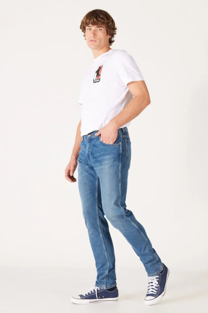 Wrangler Larston Pamuklu Düşük Bel Slim Fit Dar Paça Jeans Erkek Kot Pantolon W18S028XT MAVİ