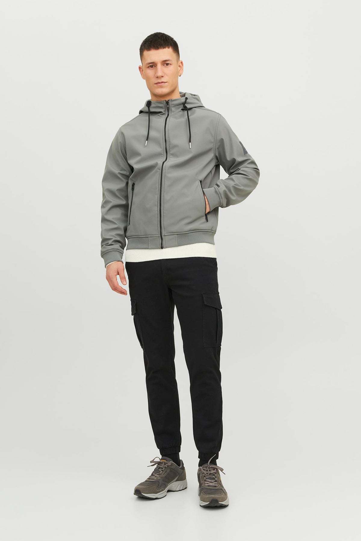 Jack & Jones Essentials Jjebasıic Suya Dayanıklı Kapüşonlu Fermuarlı Regular Fit Erkek Ceket 12236300 GRİ