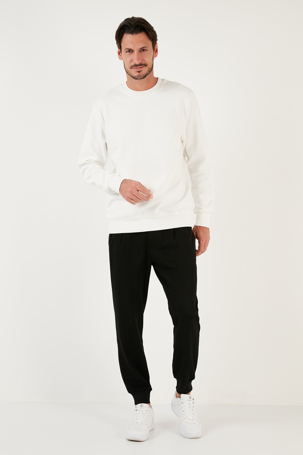 Buratti Pamuklu Bisiklet Yaka Regular Fit Basic Erkek Sweat 5905521 EKRU