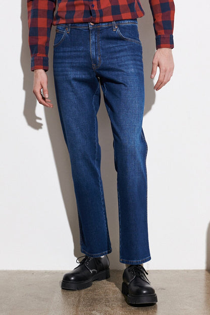 Wrangler Texas Slim Fit Normal Bel Düz Paça Streç Jeans Erkek Kot Pantolon W121017XTXT KOYU MAVİ