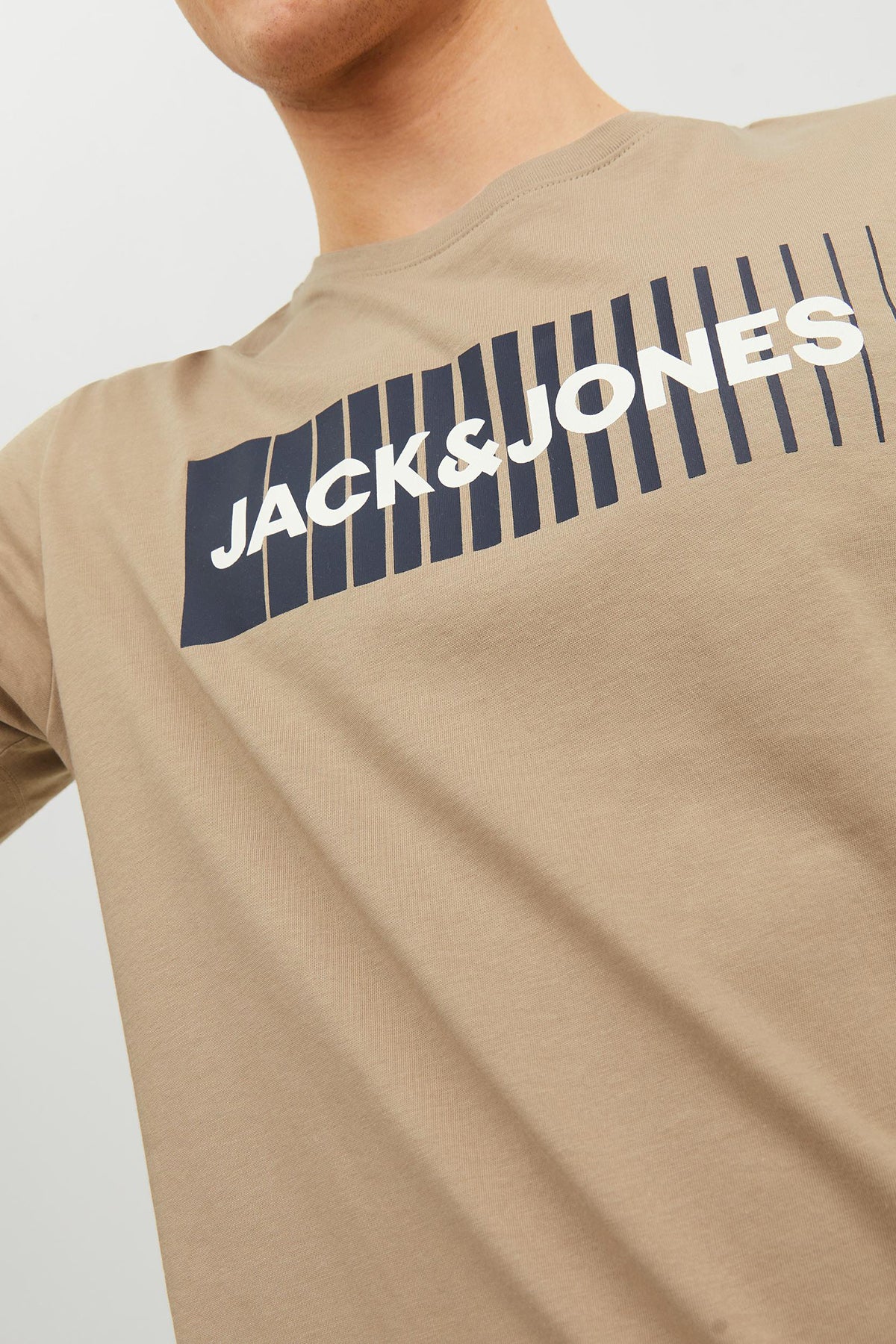 Jack & Jones Essentials Pamuklu Slim Fit Bisiklet Yaka Erkek T Shirt 12233999 CAMEL