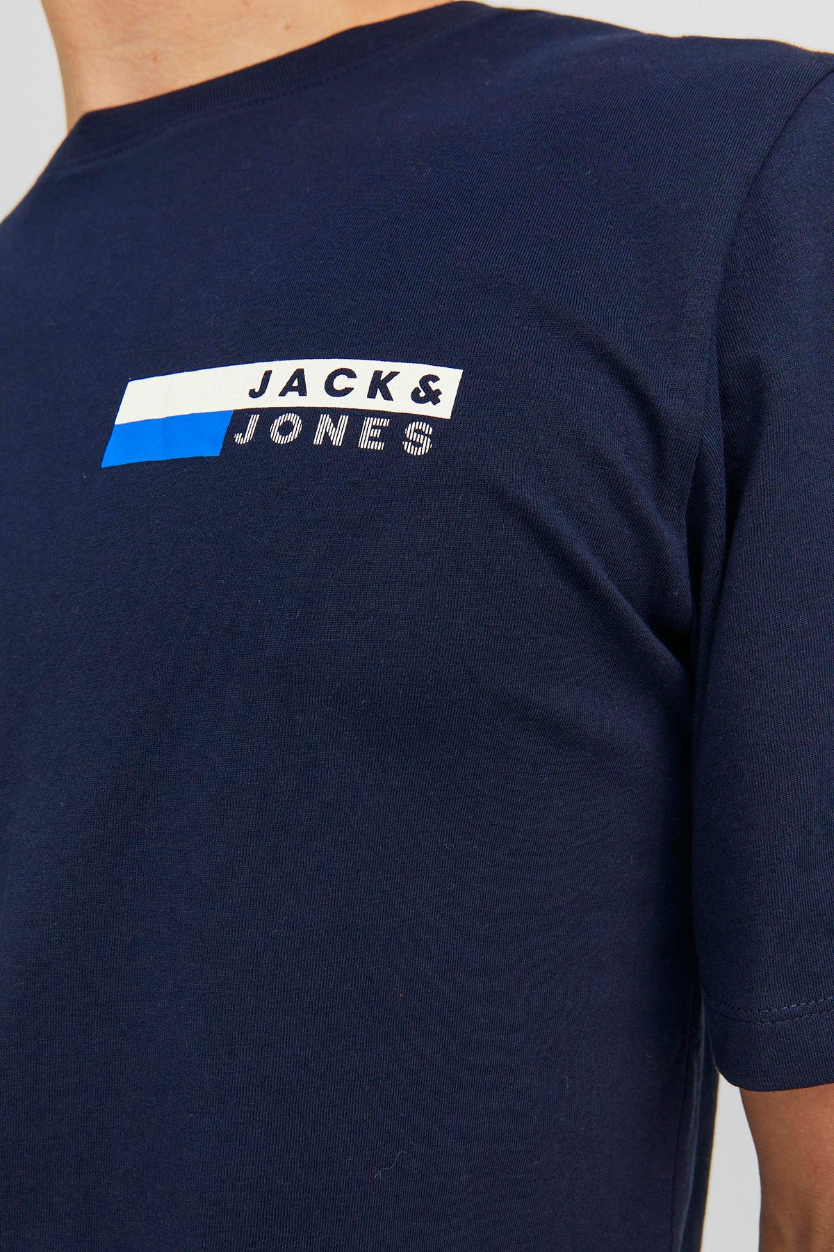 Jack & Jones Essentials Pamuklu Slim Fit Bisiklet Yaka Erkek T Shirt 12233999 LACİVERT-MAVİ