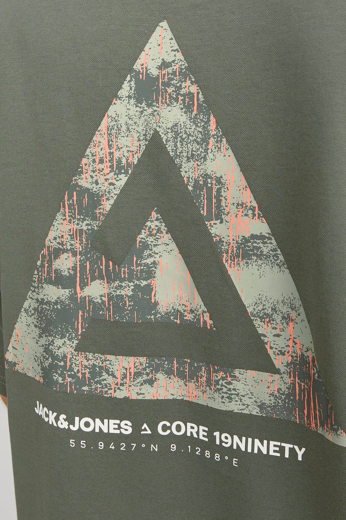 Jack & Jones Core Jcotriangle Sırt Baskılı Bisiklet Yaka Relaxed Fit Erkek T Shirt 12253435 KOYU YEŞİL