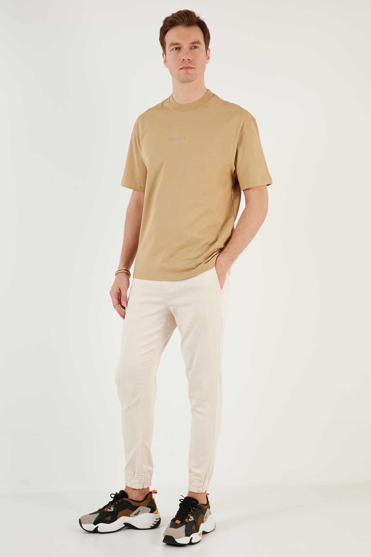 Buratti Pamuklu Relaxed Fit Sıfır Yaka Erkek T Shirt 5902702 CAMEL